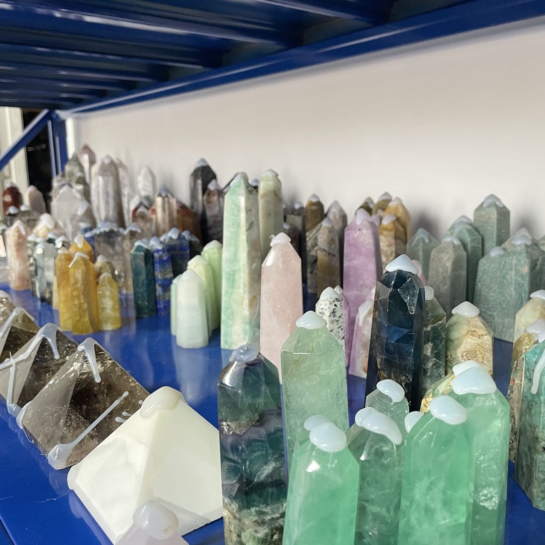 Ann-Customized Handpicked Crystal & Carvings-Highlandcrystal select